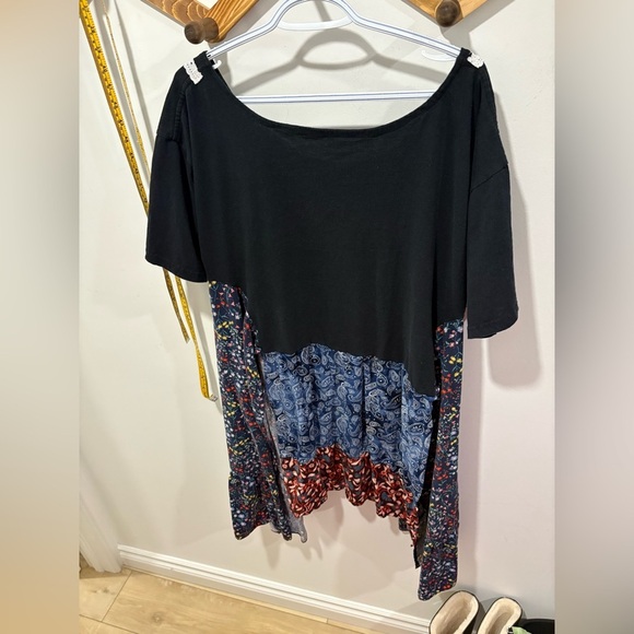 UPCYCLED GUNS & ROSES TOP - Picture 7 of 7